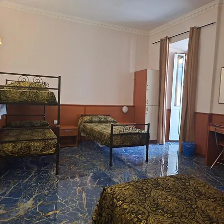 بيت شباب Ogbay Backpackers Haven *
