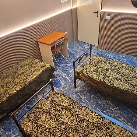 بيت شباب Ogbay Backpackers Haven *