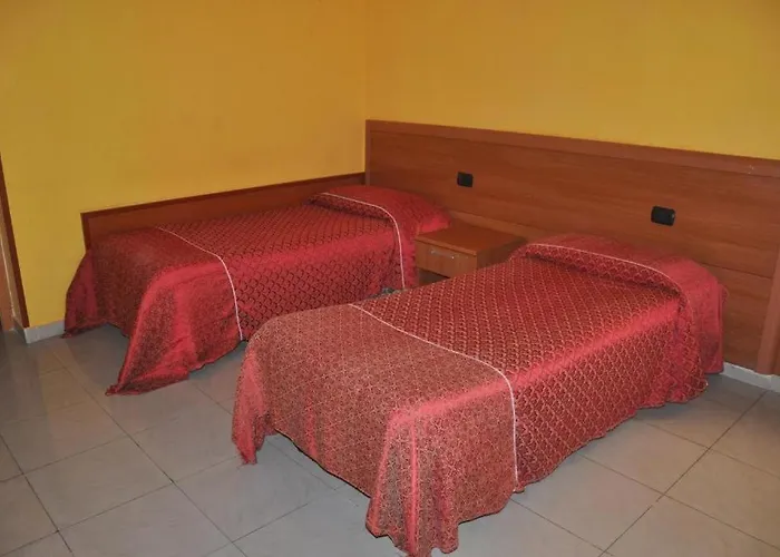 Ogbay Backpackers Haven אכסניה *