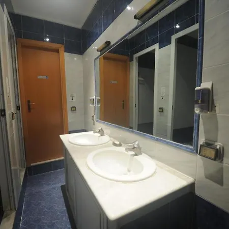 Ogbay Backpackers Haven Hostel